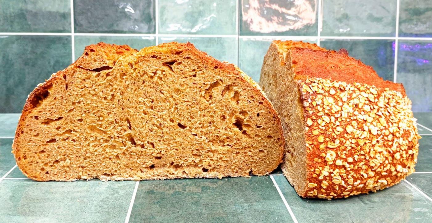 Pan artesanal de masa madre de cerveza negra de UP! Obrador en Cartagena